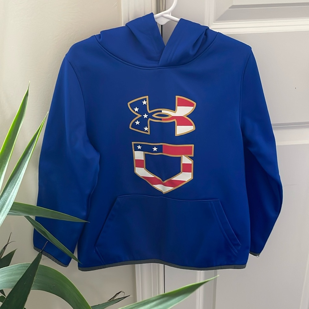 Under Armour Boys hooded sweatshirt